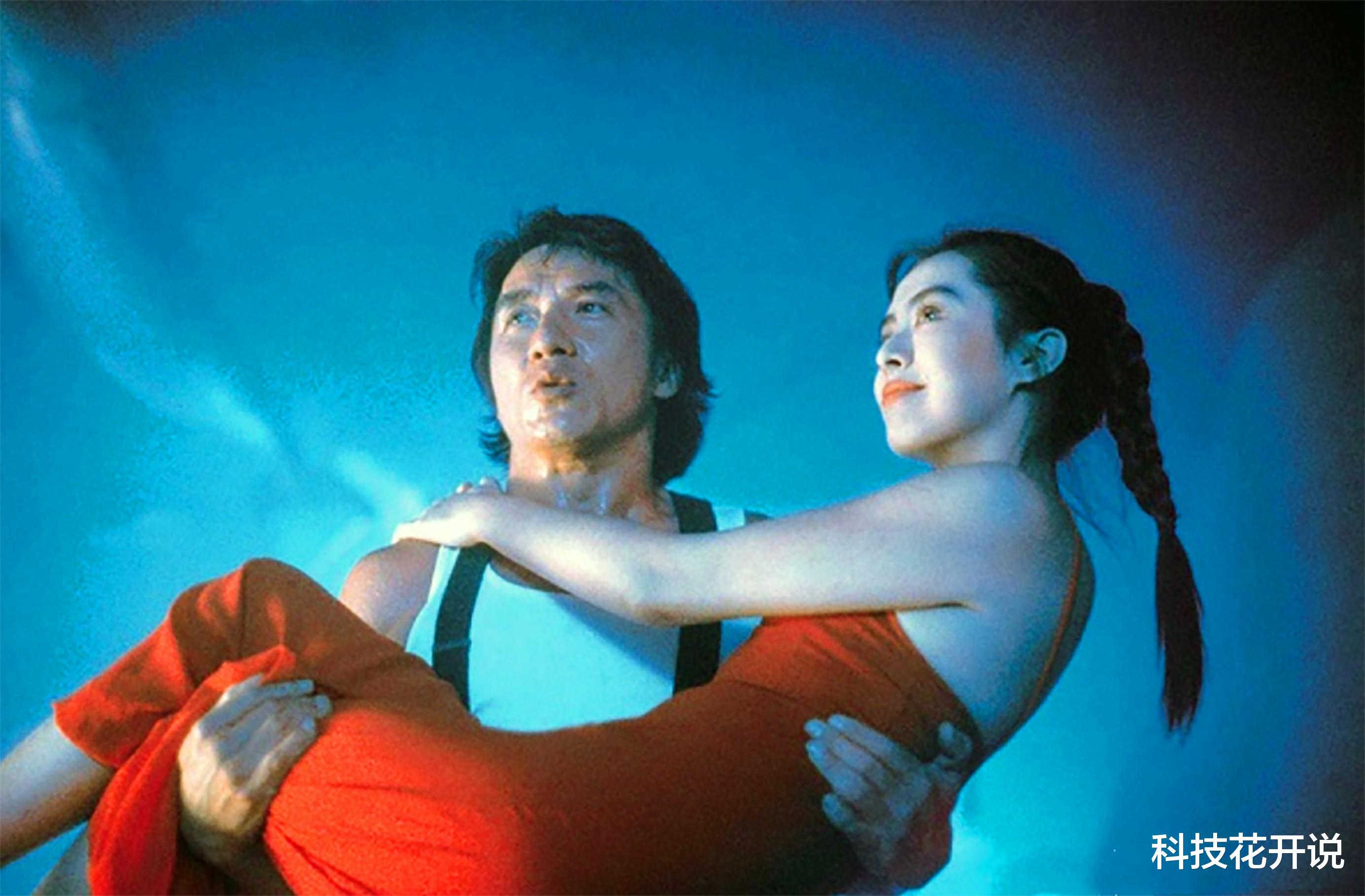 无法重拍的瞬间吸烟的张曼玉跑龙套的成龙与秦汉在海边戏水的林青霞