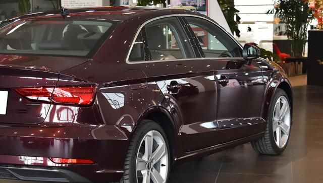 奥迪A3|最廉价的奥迪车,从20万跌至15万多,高颜值油耗5.8L,A级买早了