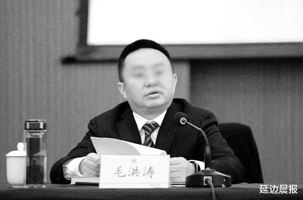 毛洪涛|毛洪涛生日前溺亡，学生曝光昔日书信：生活80%都不快乐，这样不行