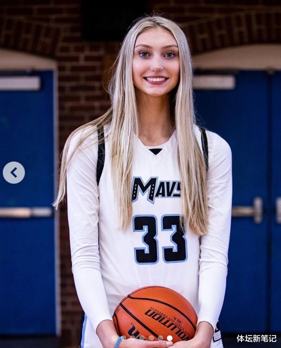 『斯蒂芬·库里』堪称女版杜兰特！库里妹妹颜值与球技兼备，18岁就拿世界杯冠军