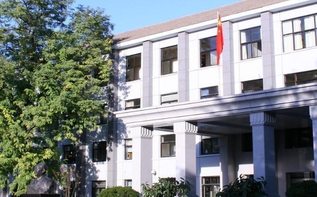 大学|不可小看的“普通”大学，专业实力甩985一大截，考上地位要上升