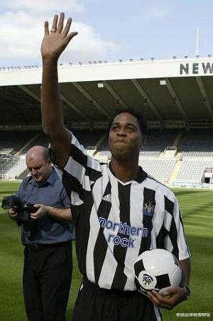 克鲁伊维特：巴斯滕接班人，身体被掏空的巴萨9号28岁告别豪门，32岁力不从心退役