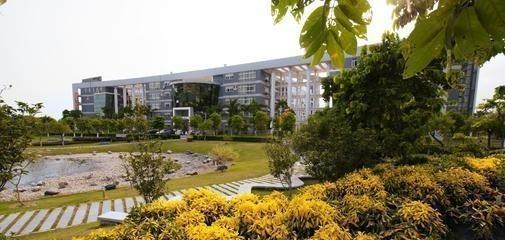 高校|想读计算机类专业，这5所大学实力强，录取分数相对不高