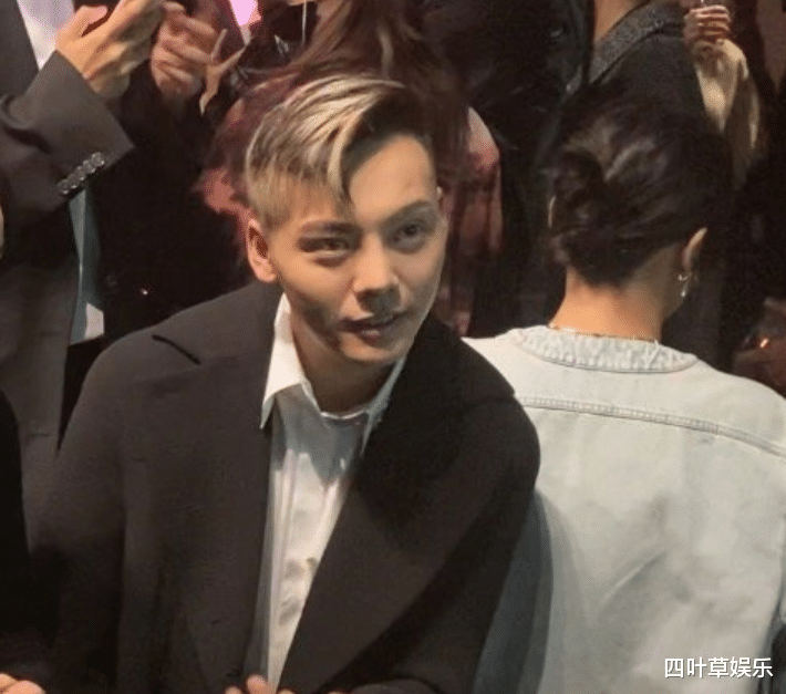 杨幂|“诗幂”同框照疯传，活动生图颜值耐打，杨幂显得像小女人