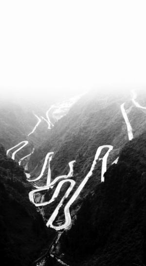 「自驾」自驾挑战盘山道，看看自己的胆量多大