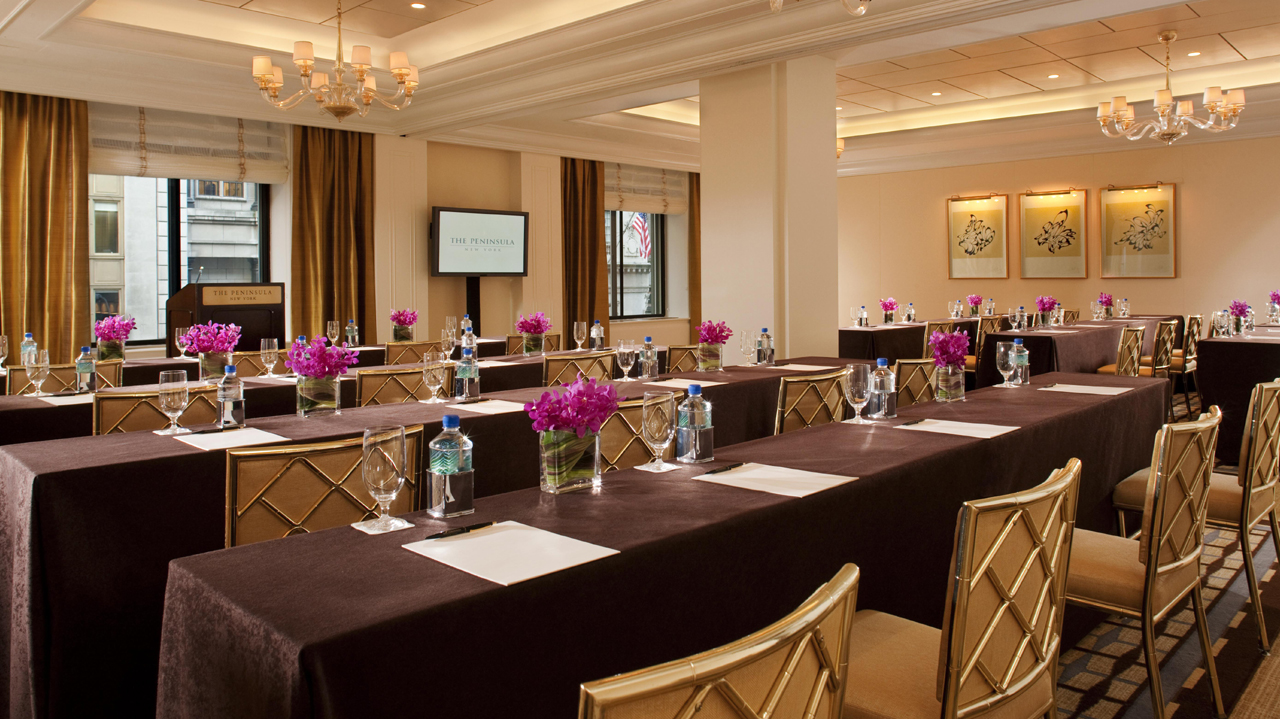 香港|“世界最伟大酒店”：住一晚近6千元，却被中国企业花1亿美元买下