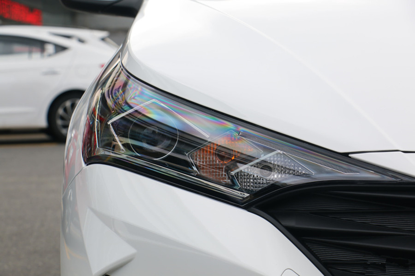 新车|这才是合资“廉价王”！跌至5.18万，比捷达漂亮，一箱油跑800Km