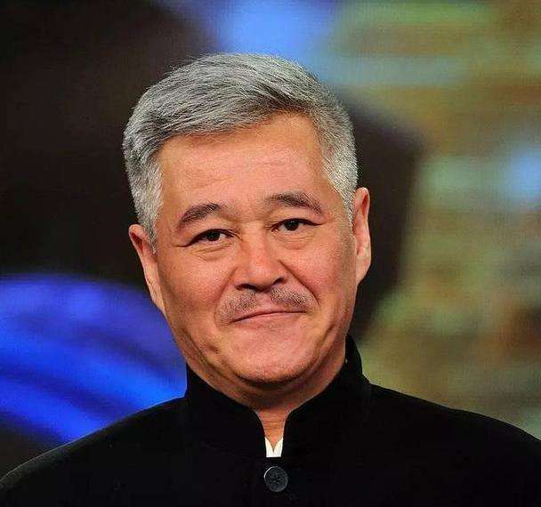 『春晚』默默无闻的春晚钉子户，事业不温不火与妻子相濡以沫，成人生赢家！