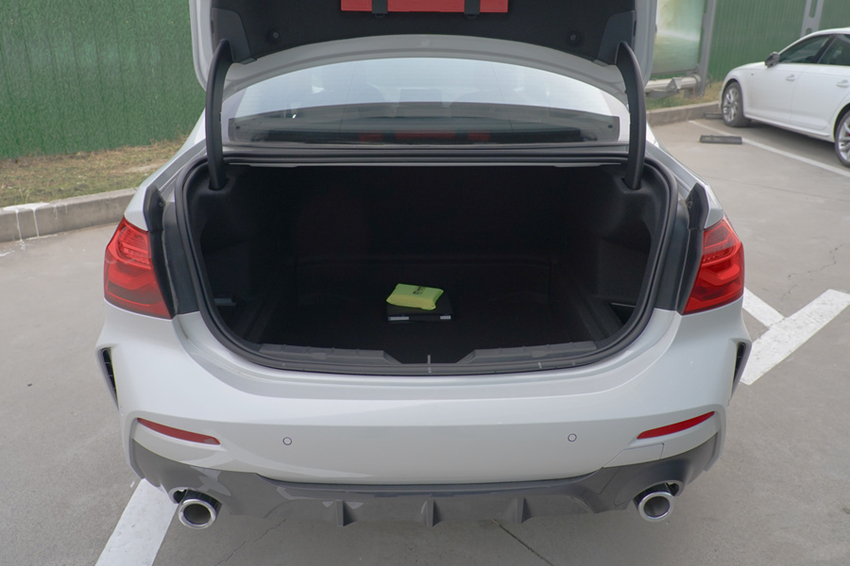 [思域]宝马也跌至“白菜价”！从19万跌到13.8万，油耗5.4，后悔买了思域