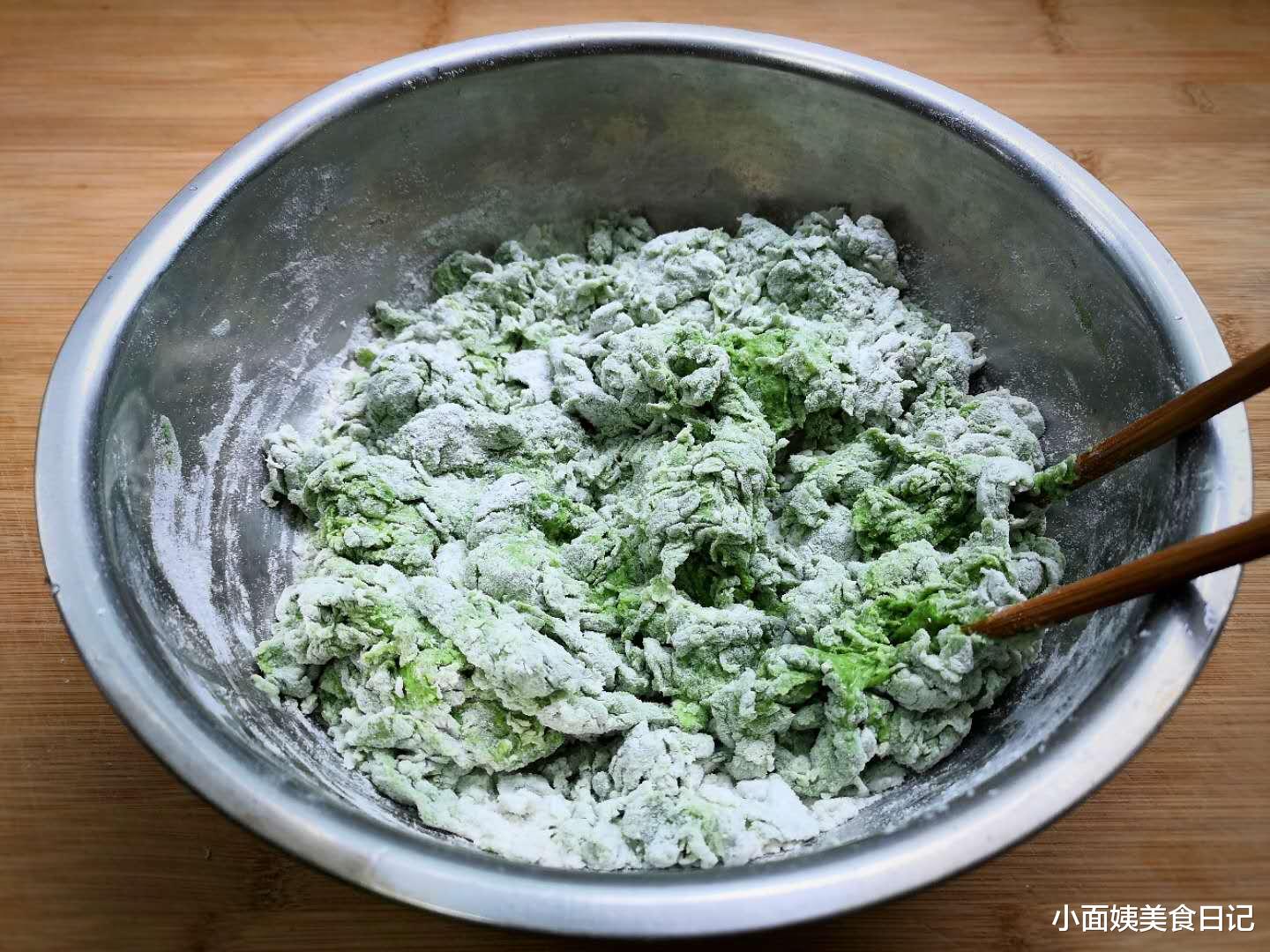 |这早餐成了儿子的最爱，连吃一周都不腻，蓬松宣软，易吸收好消化