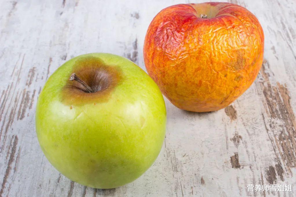 「肝脏」身体4处发出“警报”，是在宣告肝脏已受损，5件伤肝事不能再做了