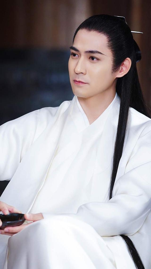 尹正|男星演“绝世美人”,张若昀宋威龙颜值不够,张铭恩难与尹正比美