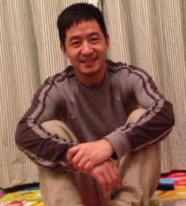 带你看看郭晓冬的豪宅，平时不让老婆进厨房，做饭都是自己承包了