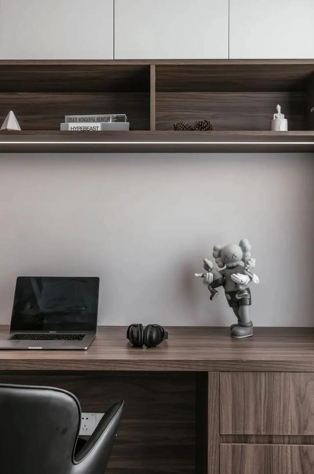 @119㎡四居室案例，当现代简约遇上高级灰 打造自然纯粹的生活空间