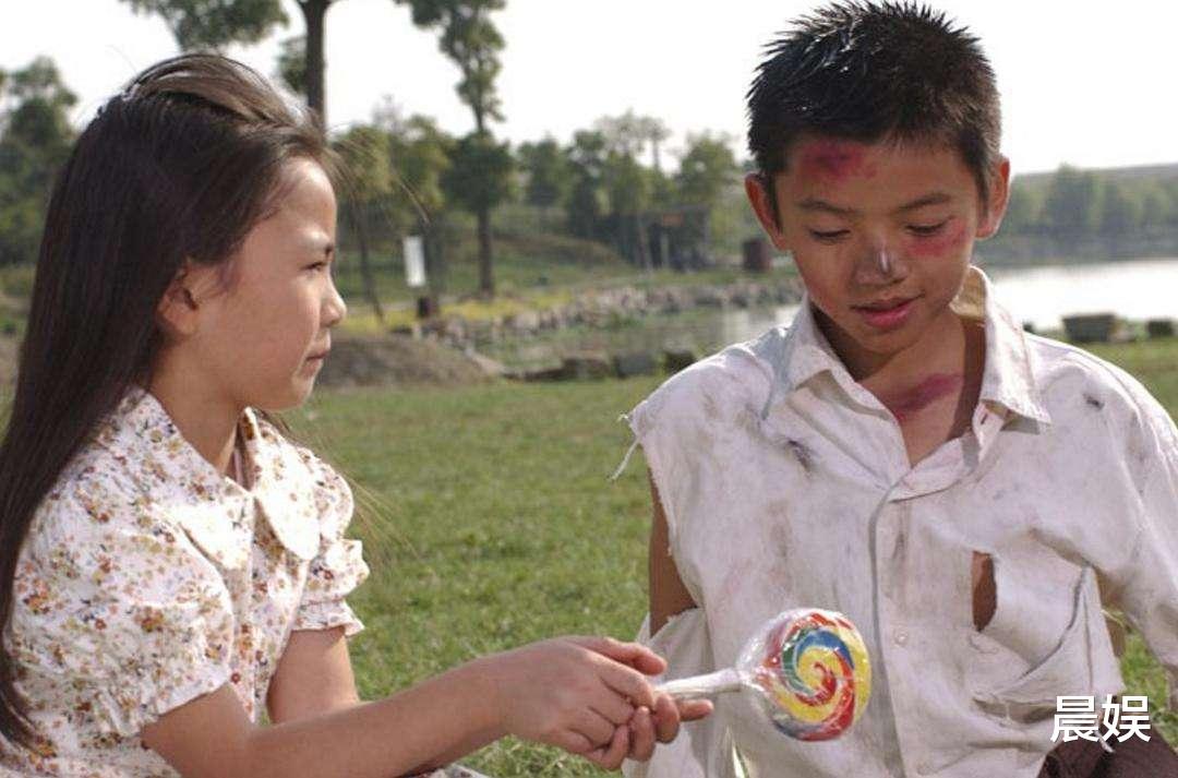 周星驰▲周星驰:父亲抛妻弃子四十年,买500万房子给父亲,终选择原谅!