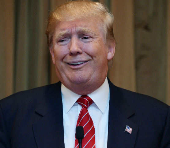 『特朗普』真相曝光!世卫生组织曝惊人消息,轰动全球,特朗普发出绝望怒吼!