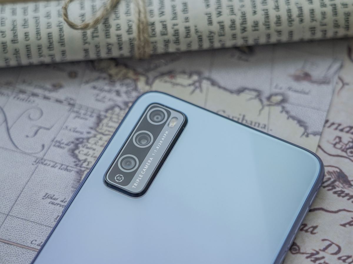 [华为荣耀]“干翻”所有荣耀机型？荣耀30青春版曝光，看到价格，恭喜了