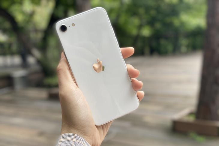 iPhone SE■Phone SE（2020）电池测试完成，结果这些数字彻底让人失望
