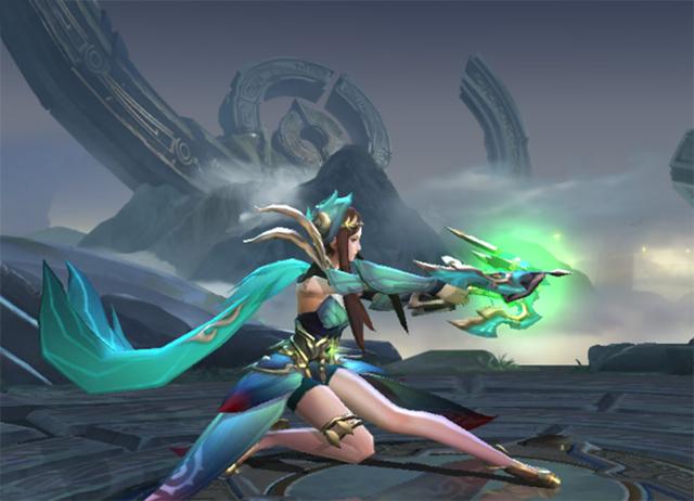 #虞姬#虞姬第一件出什么？出电刀是白银，出黑切铂金，王者之后才顿悟