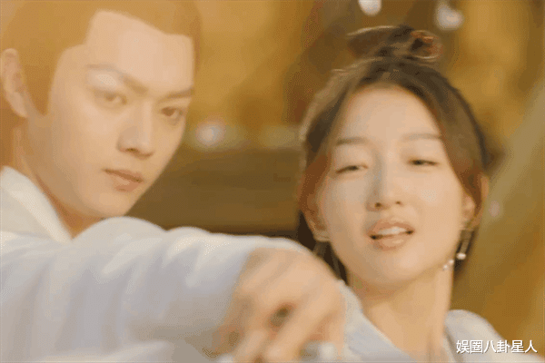 许凯|许凯新造型被指“发福”,难怪成毅拍琉璃要减肥,仙风道骨不容易