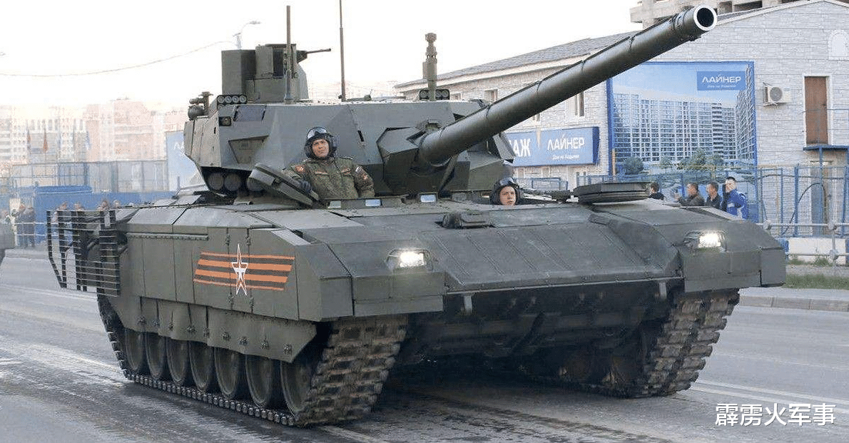 「印度」目标果然不是巴铁，印度要买上千辆顶级坦克，拉拢俄罗斯不择手段