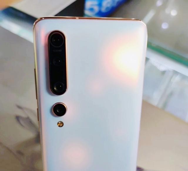 #华为p30#从华为P30Pro更换到米10Pro，自用30天后：有很多心里话不吐不快