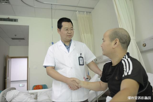 高尿酸血症|52岁男子，尿酸从500降到420以下，他的这3件事值得学习
