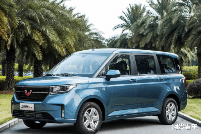 众泰|8月份卖最好的15款车，轿车9款，SUV仅4款，SUV不行了？