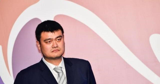 [中国篮协]下午16点！CBA复赛迎重要突破，篮协二次提交方案+无外援政策