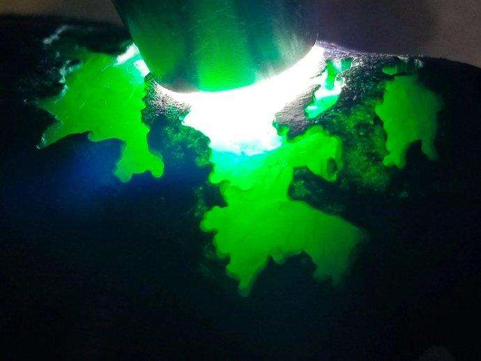 [翡翠]颜色越浓的翡翠价值就越高？看完这三点你就不会这样想！快收藏！