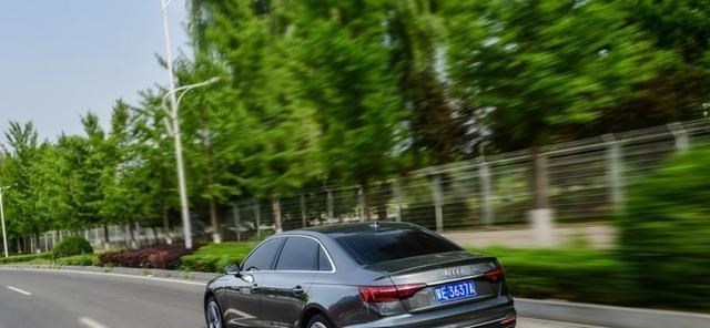 凯迪拉克|26.9万喜提凯迪拉克CT5，再开奥迪A4L，差距一目了然！