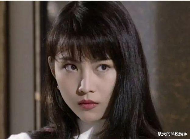 被宝咏琴当成棋子的蔡少芬,是如何从危机四伏的刘銮雄身边离开的