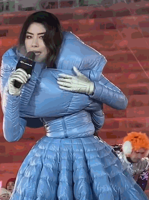 陈慧琳|身家百亿的天后，却骗了孩子10年家里没钱，网友：真的太会玩了