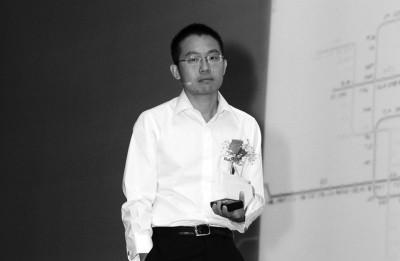 任正非|任正非永远的痛，昔日亲如父子的接班人成仇人，最后竟进了监狱