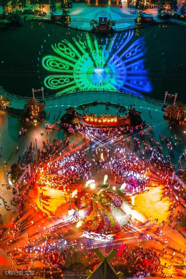 云南|壮观！云南滇池上空500架无人机摆出各种图案，还有烟花篝火