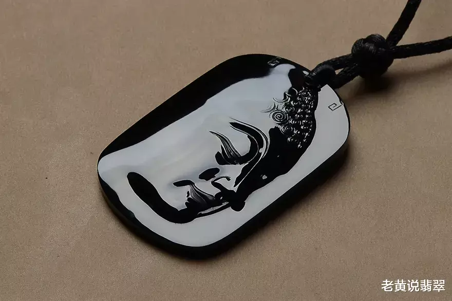 翡翠|如何判断墨翠的价值？