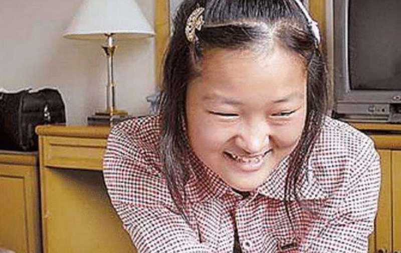 [姐姐]那个高考中故意考0分的蒋多多，没能考上大学，后来过得怎么样？