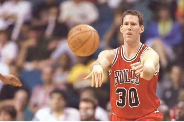 [迈克尔·乔丹]“篮球上帝”迈克尔·乔丹， 11件你不知道的黑历史！