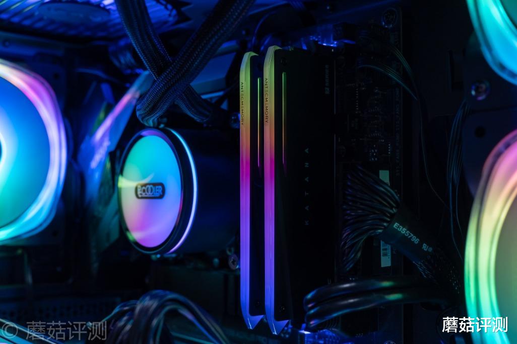 医生|设计出众，用料给力，性能强大、安钛克KATANA内存条 评测