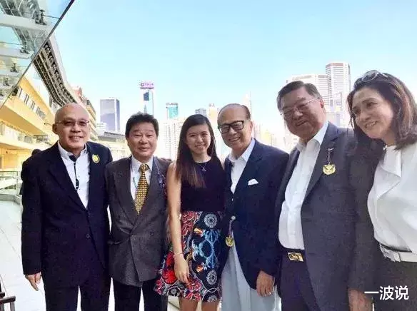 李嘉诚■24岁李嘉诚长孙女李思德会是第三代接班人？