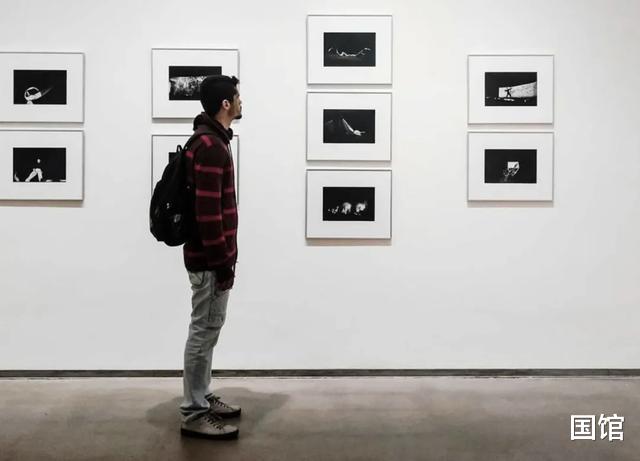 国馆|知乎上“打脸”的信息，年轻人是怎么一步步变怂的？