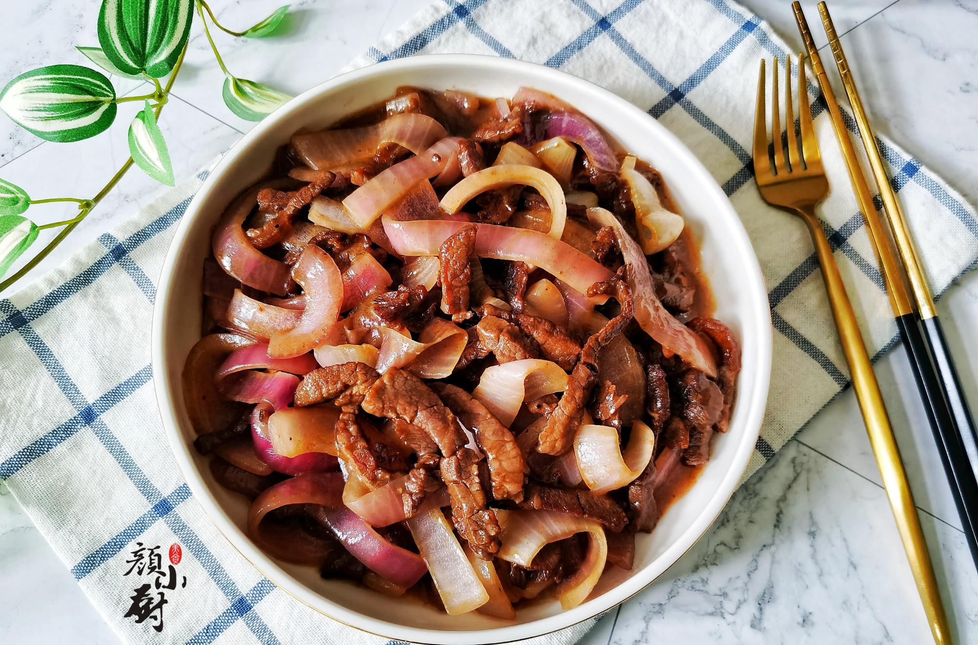 「牛肉」炒牛肉时，万万不可直接下锅就炒，多加这一步，牛肉鲜嫩更好吃