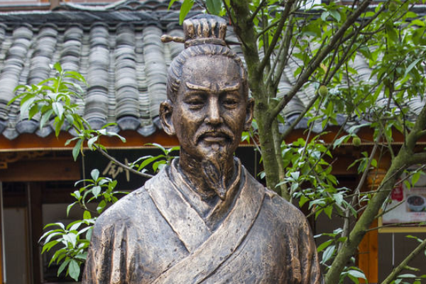马超：赵云和马超相比，究竟谁更胜一筹？许褚可以回答这个问题