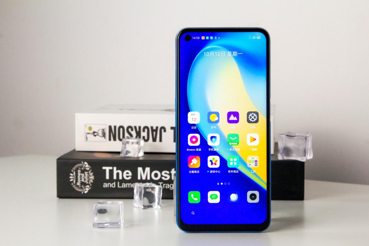 realme q|高端手机配置再次下放，realme Q2越级体验，快充长续航是重点