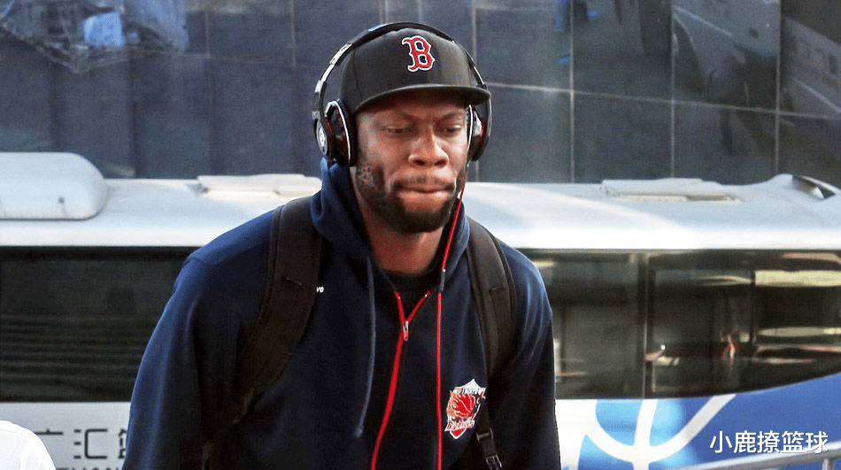 新疆男篮@新疆男篮好消息!阿的江欲引进前CBA篮板王,为周琦减轻压力