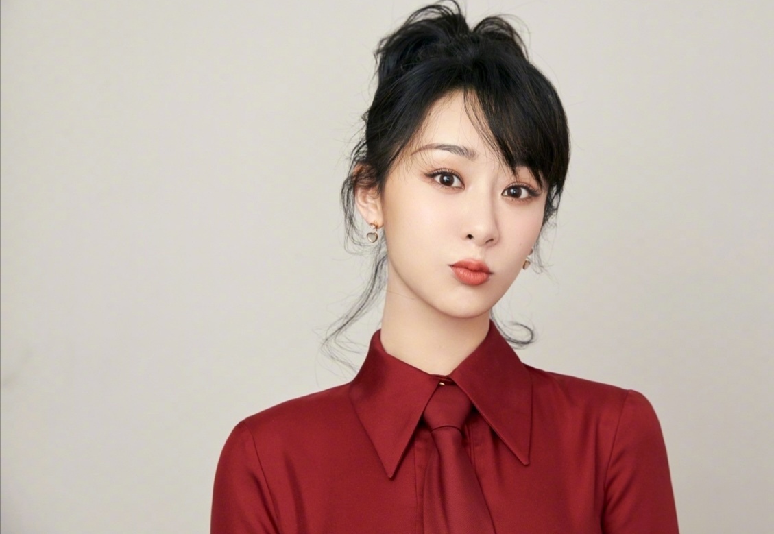 马思纯|明星为了上镜有多不容易，看完他们你还羡慕明星吗？