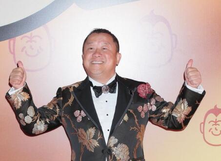 「曾志伟」曾志伟的两任妻子,一个同居14年未婚生2子,一个苦恋5年生2女