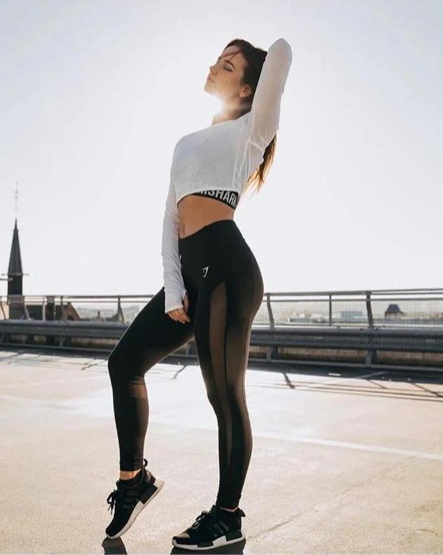 健身▲因为校园冷暴力，她19岁开始健身，6年坚持改变一生！