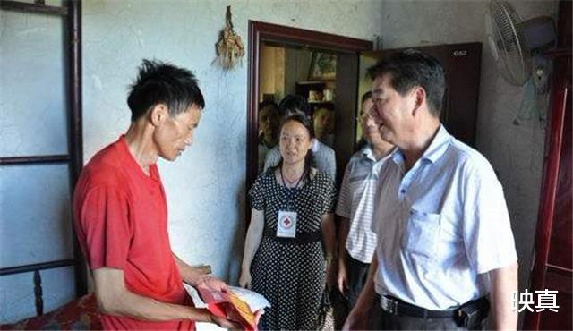 「湖南」湖南小伙为救落水者去世，落水者趁乱逃离现场：跟我们没有关系