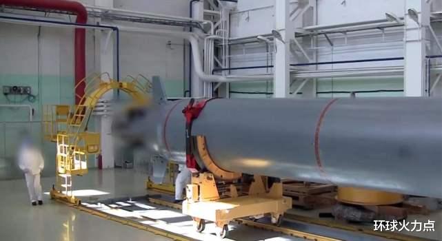 「」世界大战一旦爆发，谁有能力对美国发动毁灭性打击？仅一国能办到